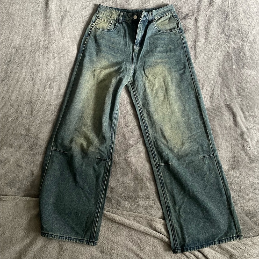 Vintage gradient wash straight leg jeans
